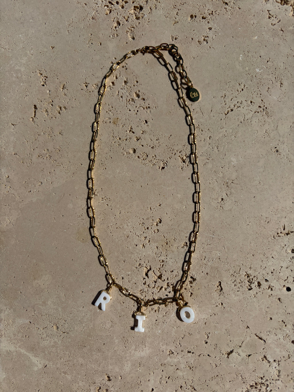 Collier message “Les cartes postales”