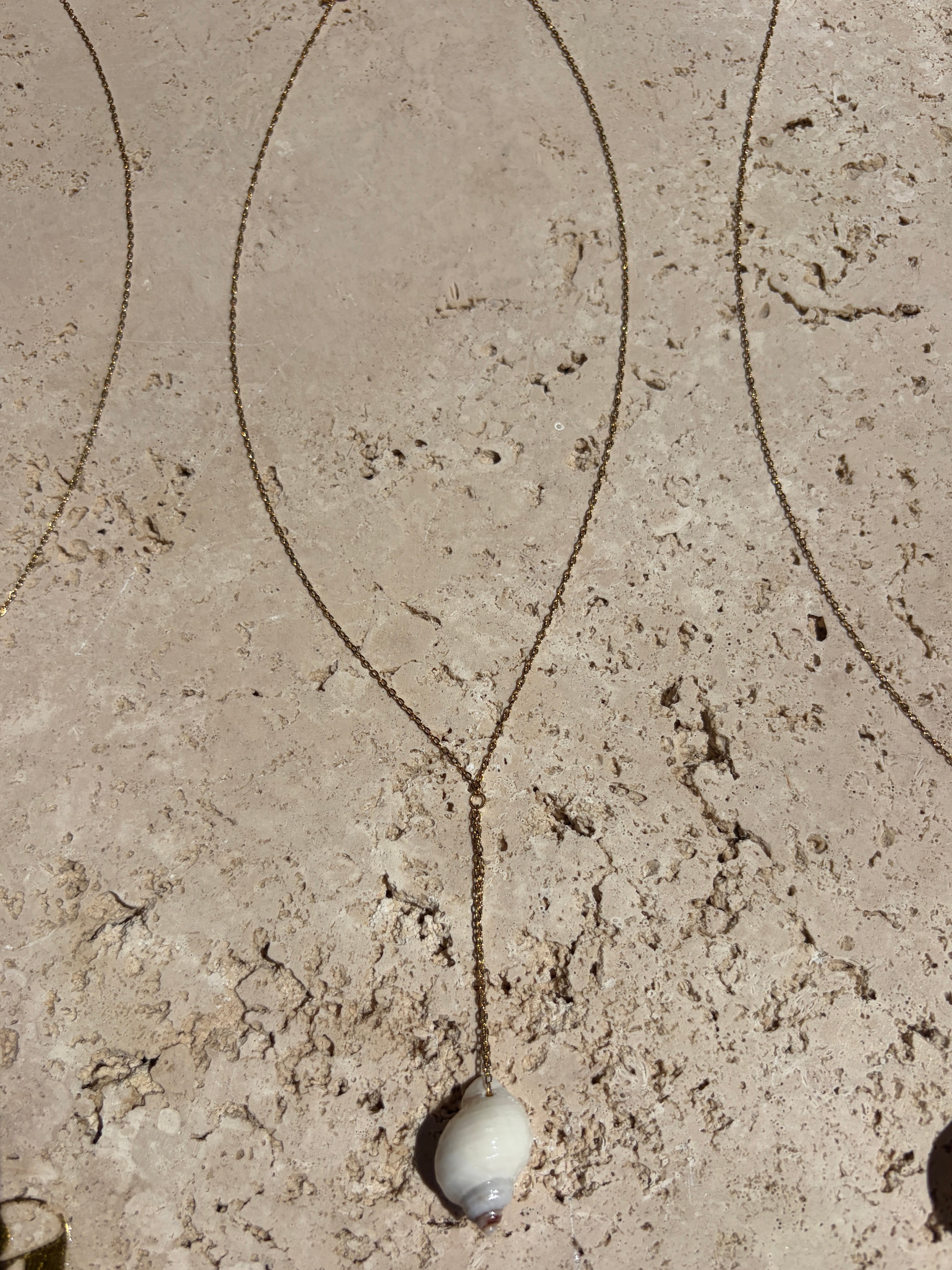 Sautoir coquillages "Les îles Bréhat"