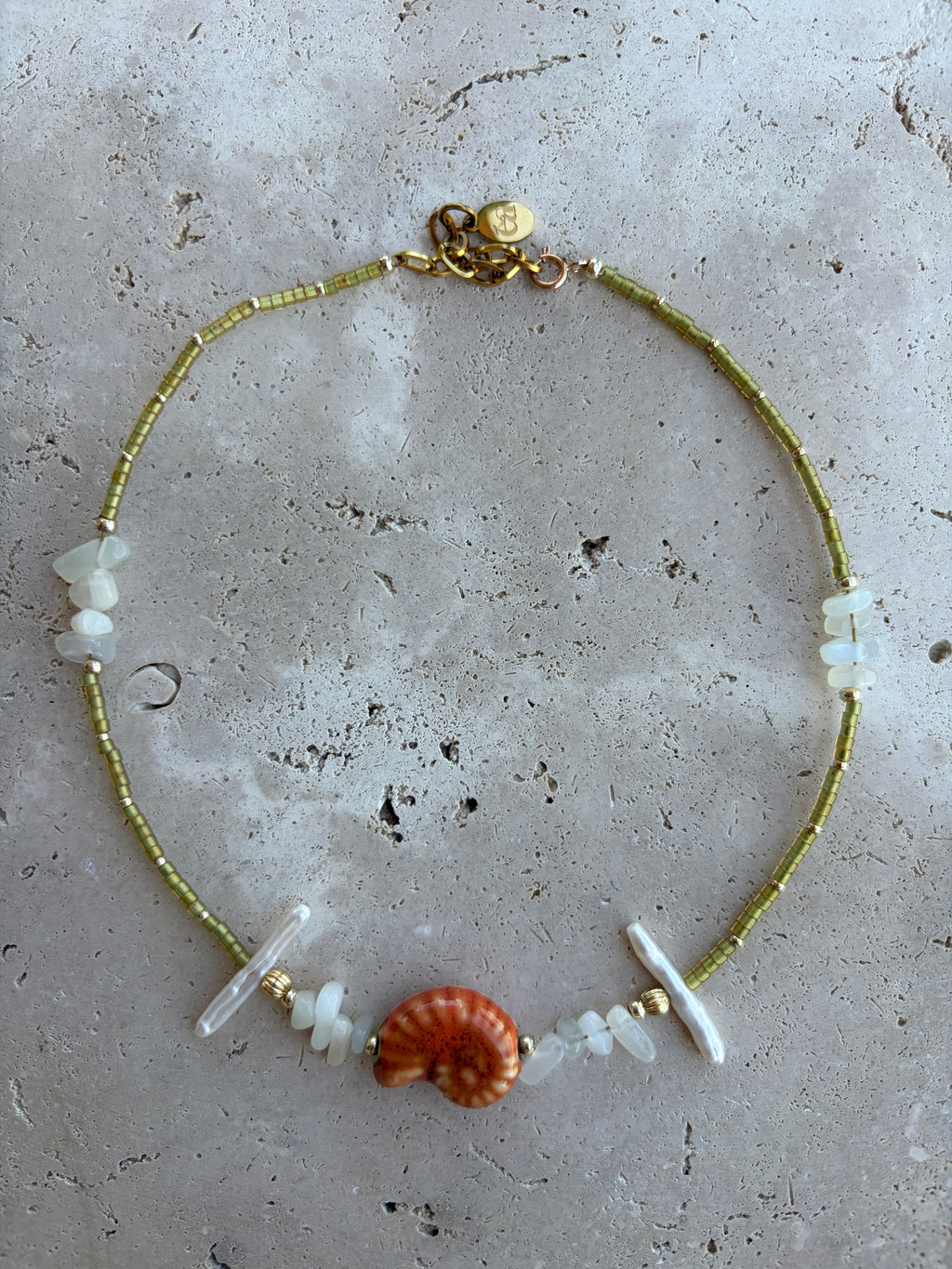 Collier éa