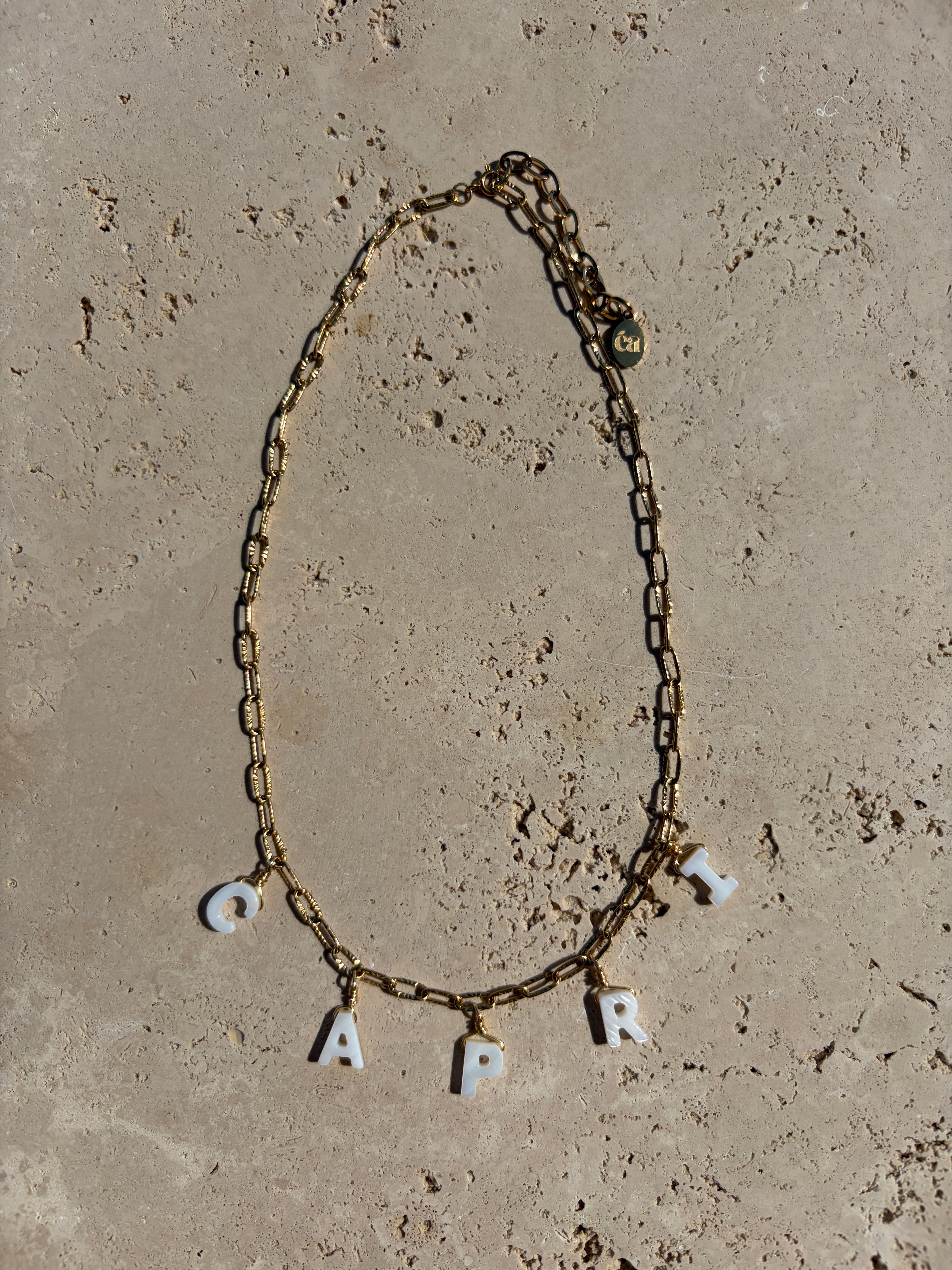 Collier message “Les cartes postales”