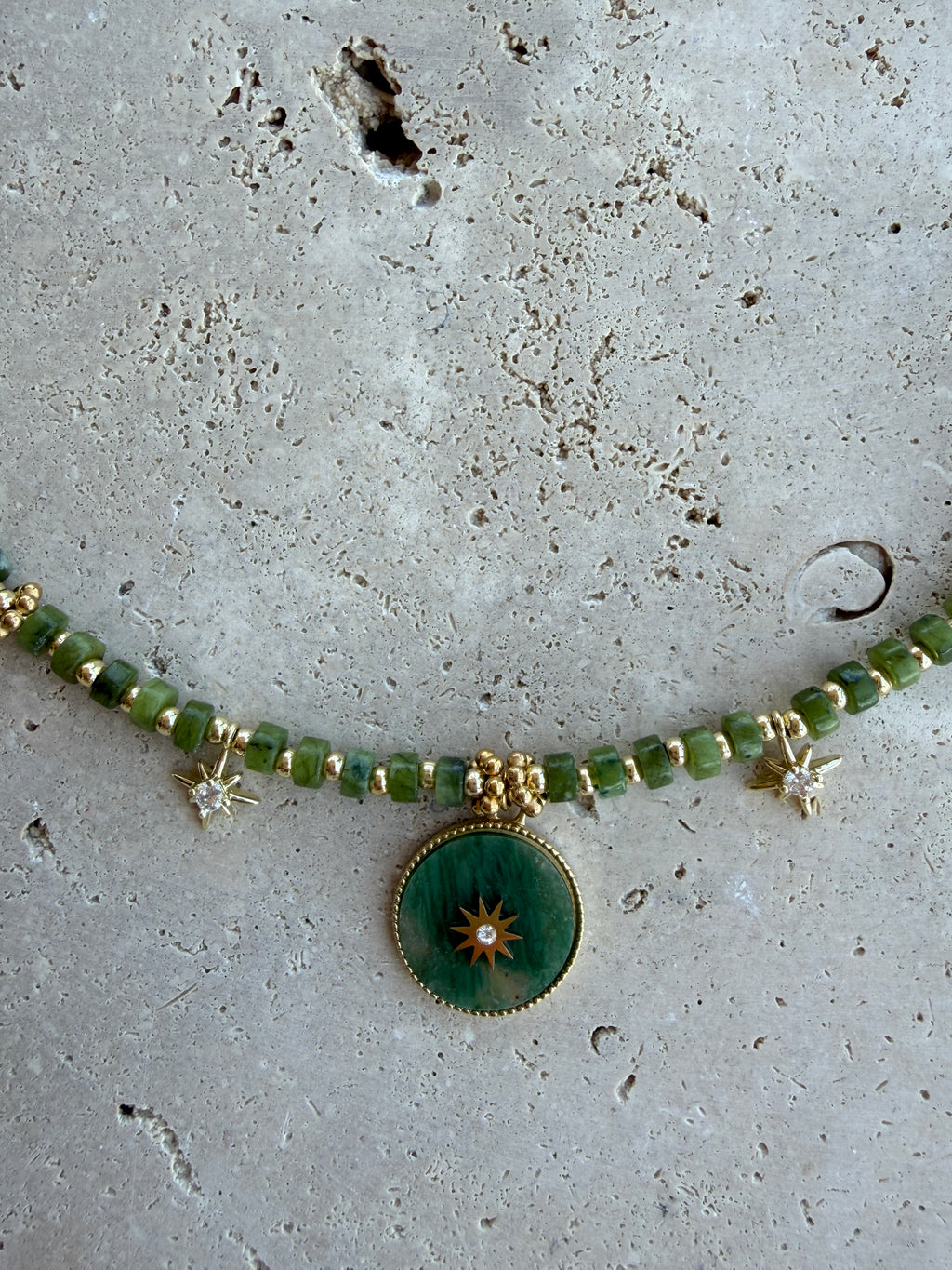 Collier Lumae