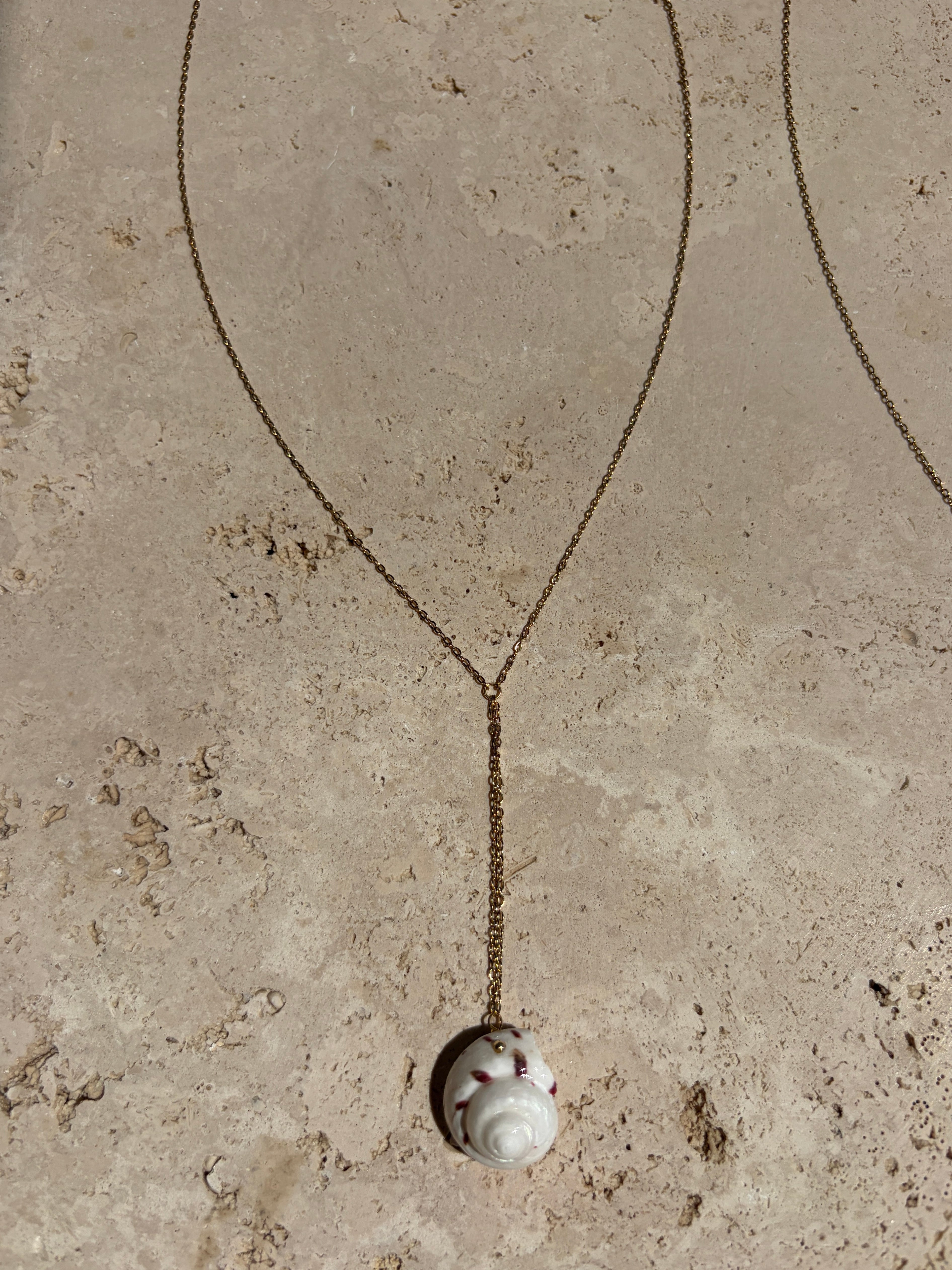 Sautoir coquillages "Les îles Bréhat"
