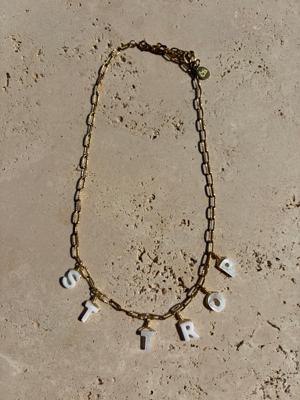 Collier message “Les cartes postales”