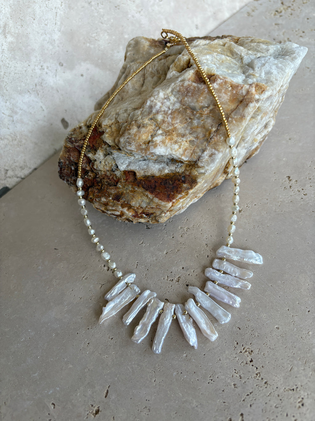 Collier Solis