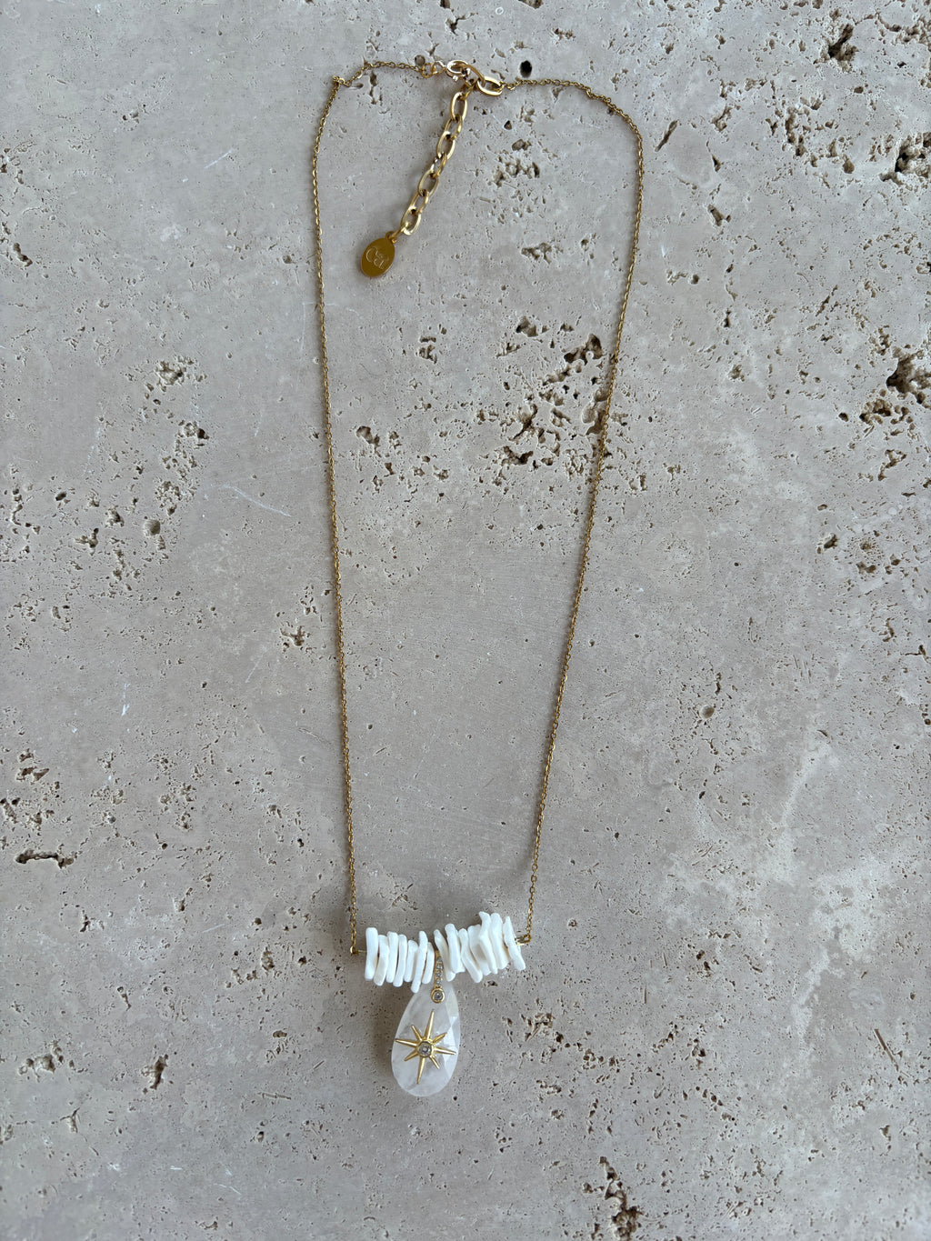 Collier Astra