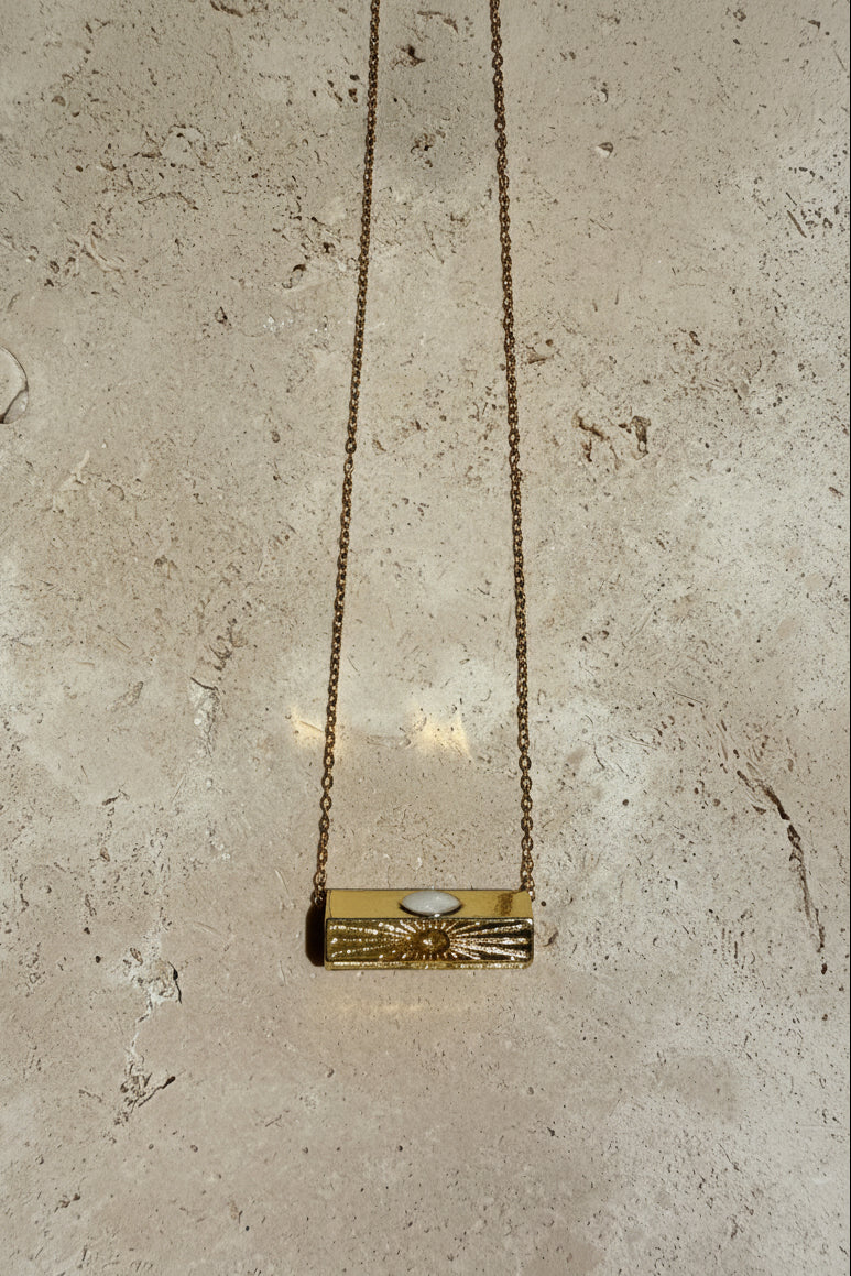 Collier Mantra nacré