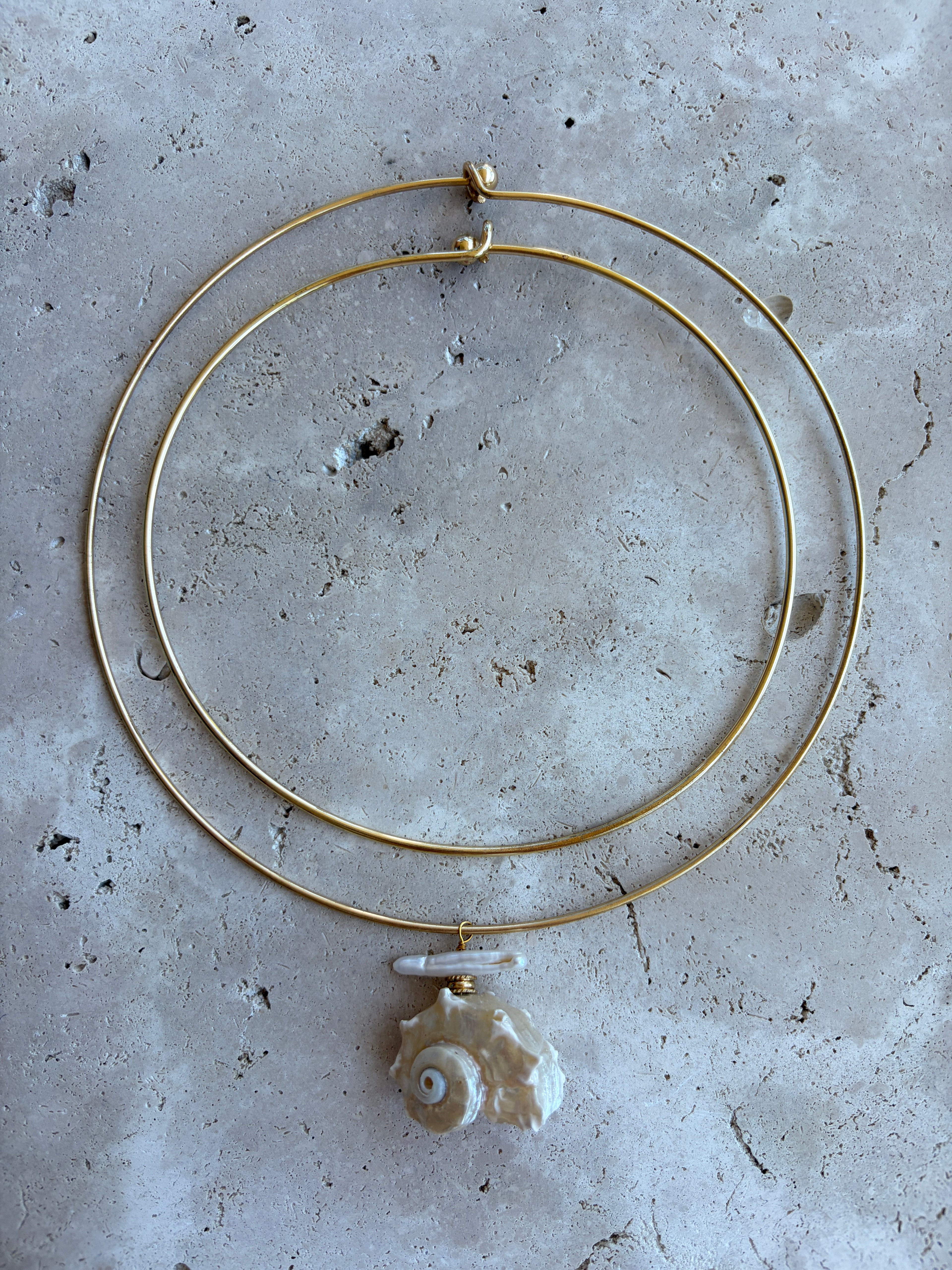 Collier jonc Shell