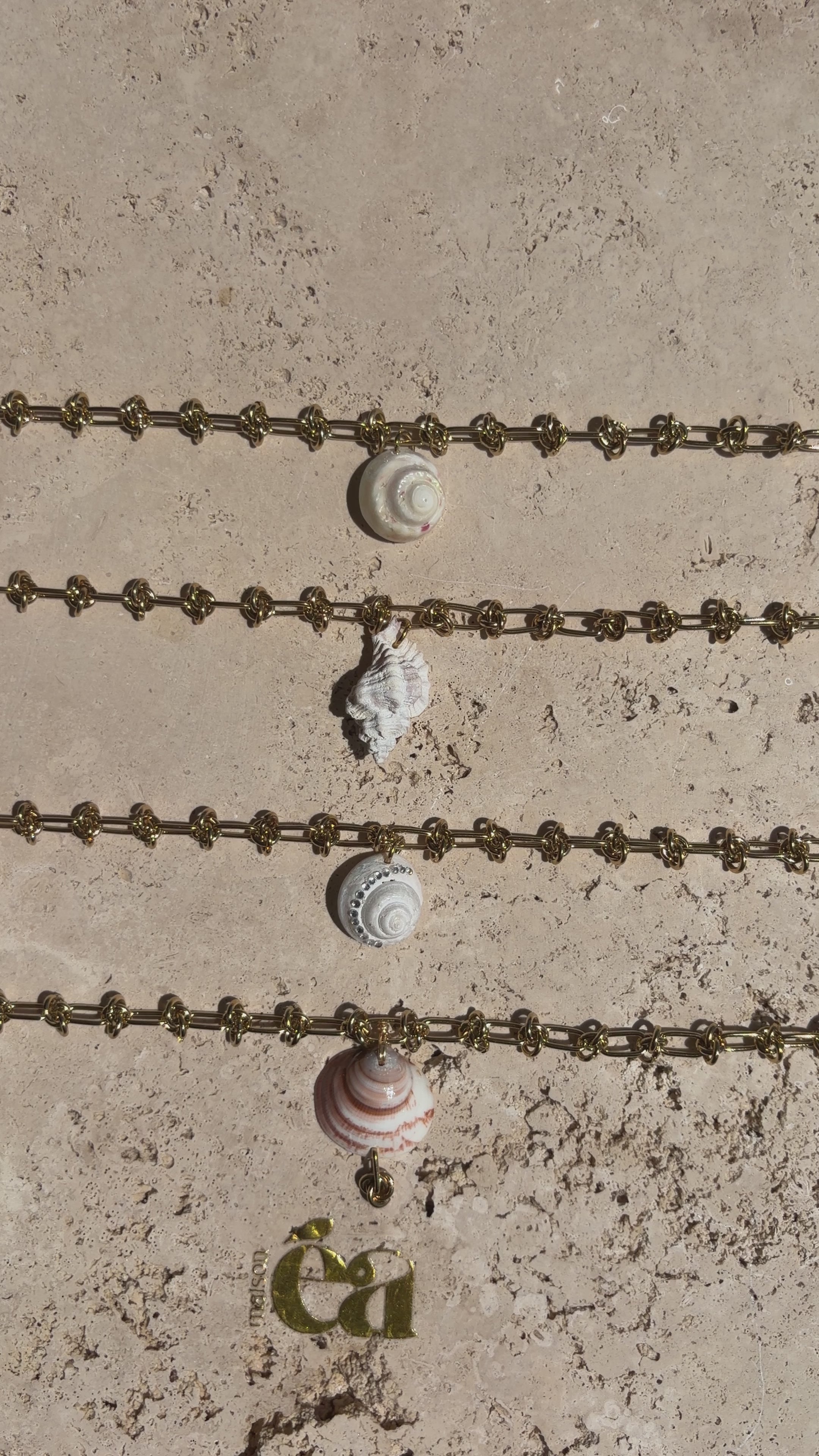 Collier coquillages "Les îles Bréhat"