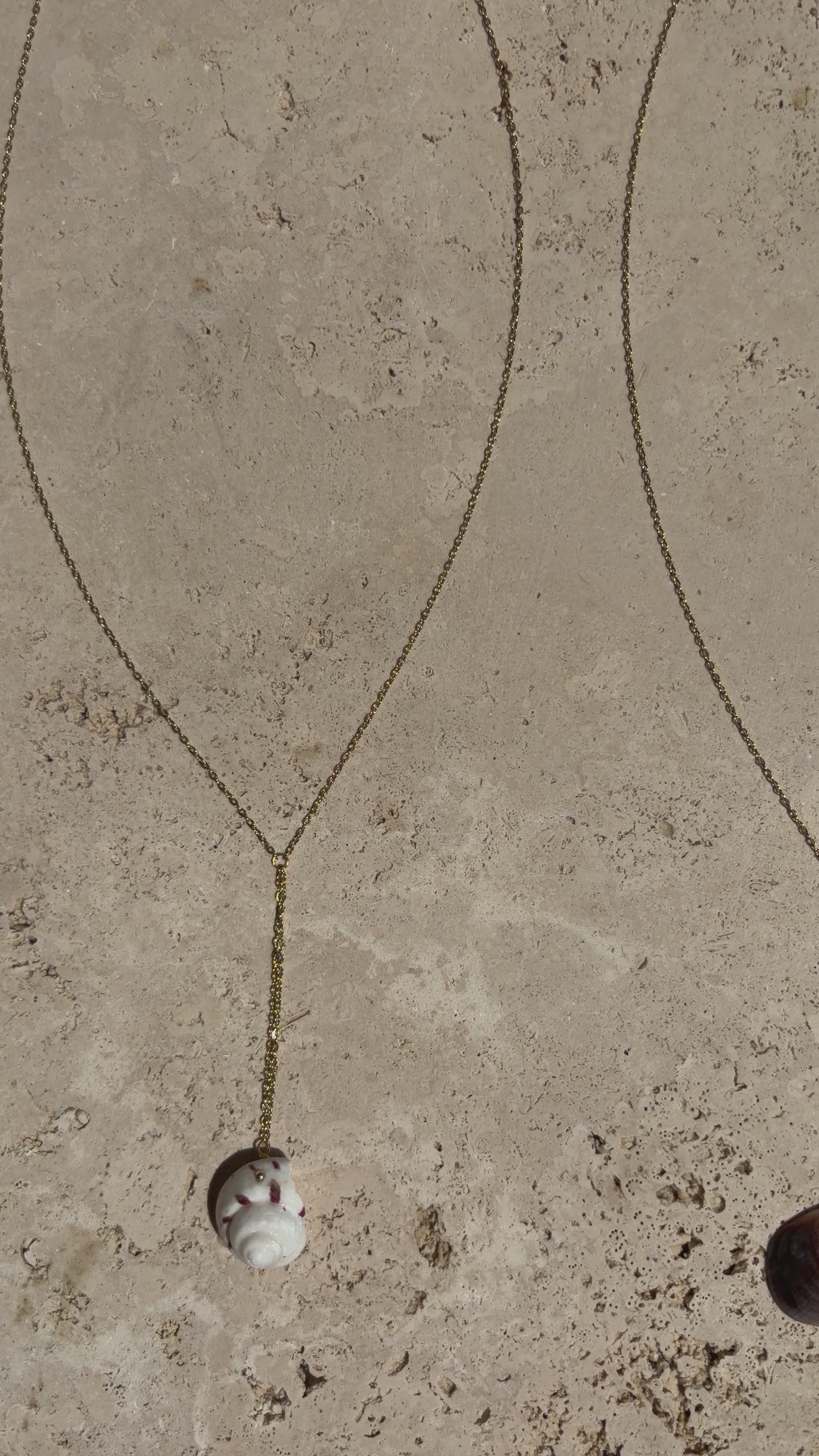 Sautoir coquillages "Les îles Bréhat"